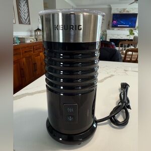 Keurig Black and Silver Milk Frother